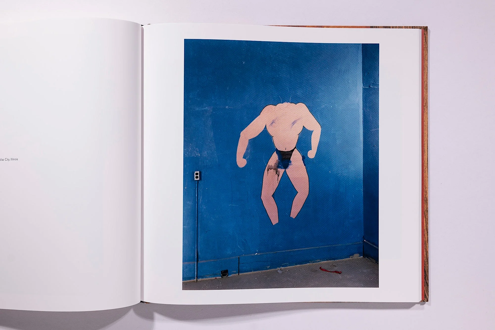 Alec Soth  Sleeping by the Mississippi (signed) - Image 13