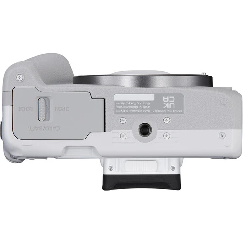 Canon EOS R50 w/ 18-45mm - White - Image 5