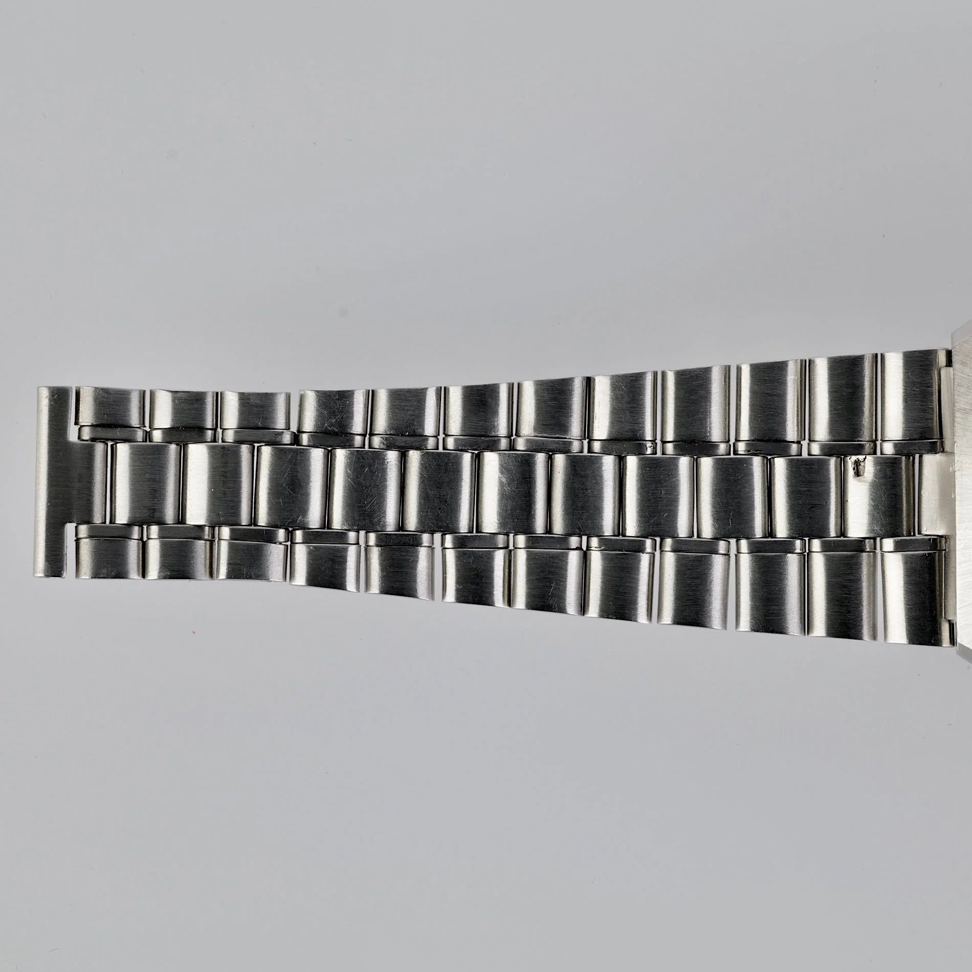 Omega Speedmaster Mark II Ref 145.014  29635228 - Image 9