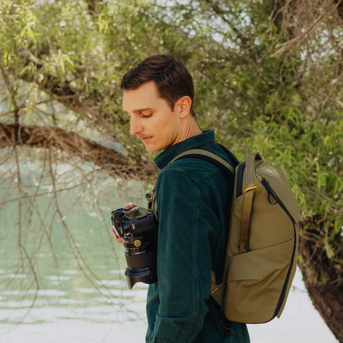 Peak Design Everyday Backpack 20L Kelp - Image 6