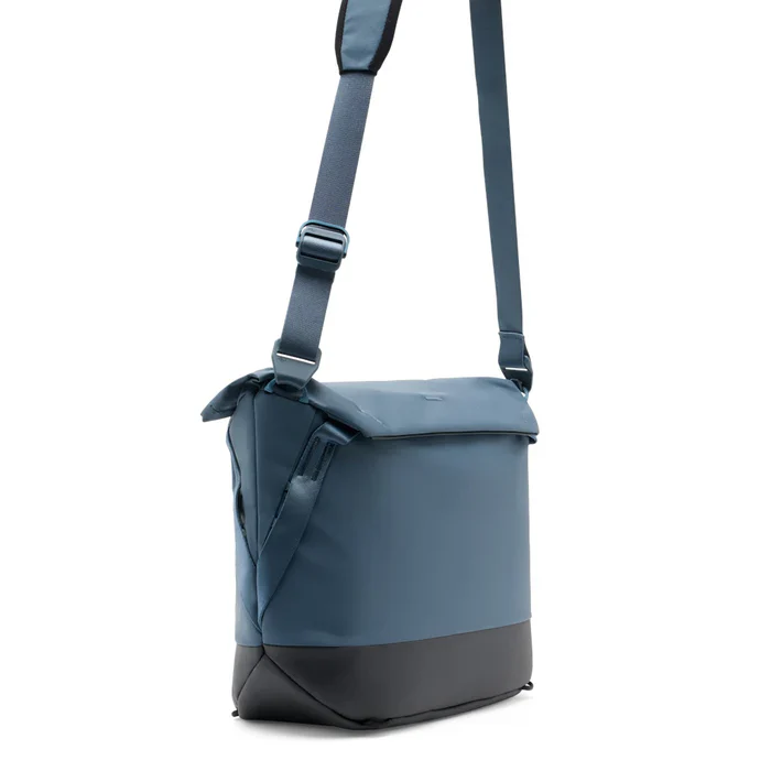 Peak Design Everyday Tote 15L Ocean - Image 3