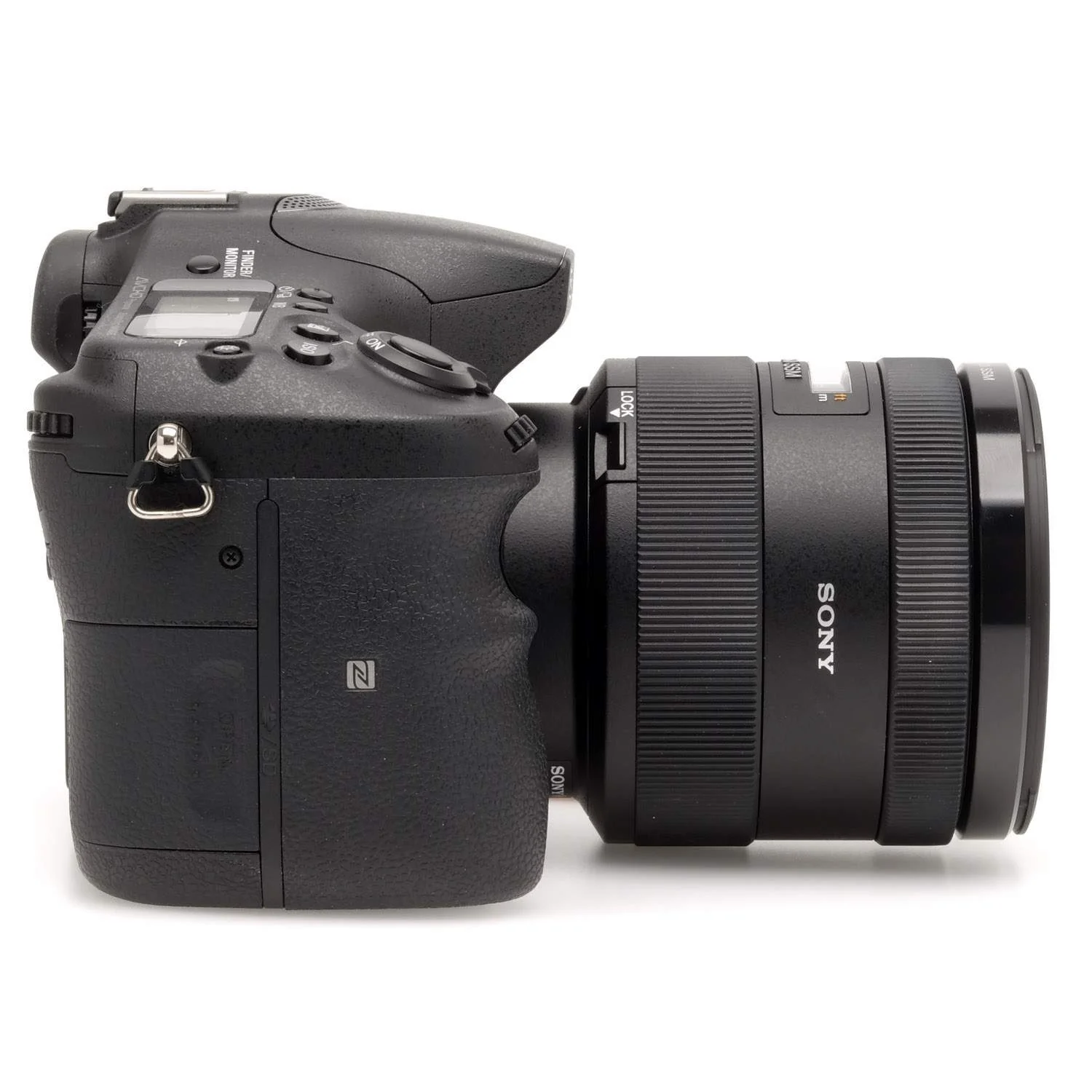 Sony Alpha a77 II DSLR Camera with 16-50mm f 2.8 Lens - Image 3