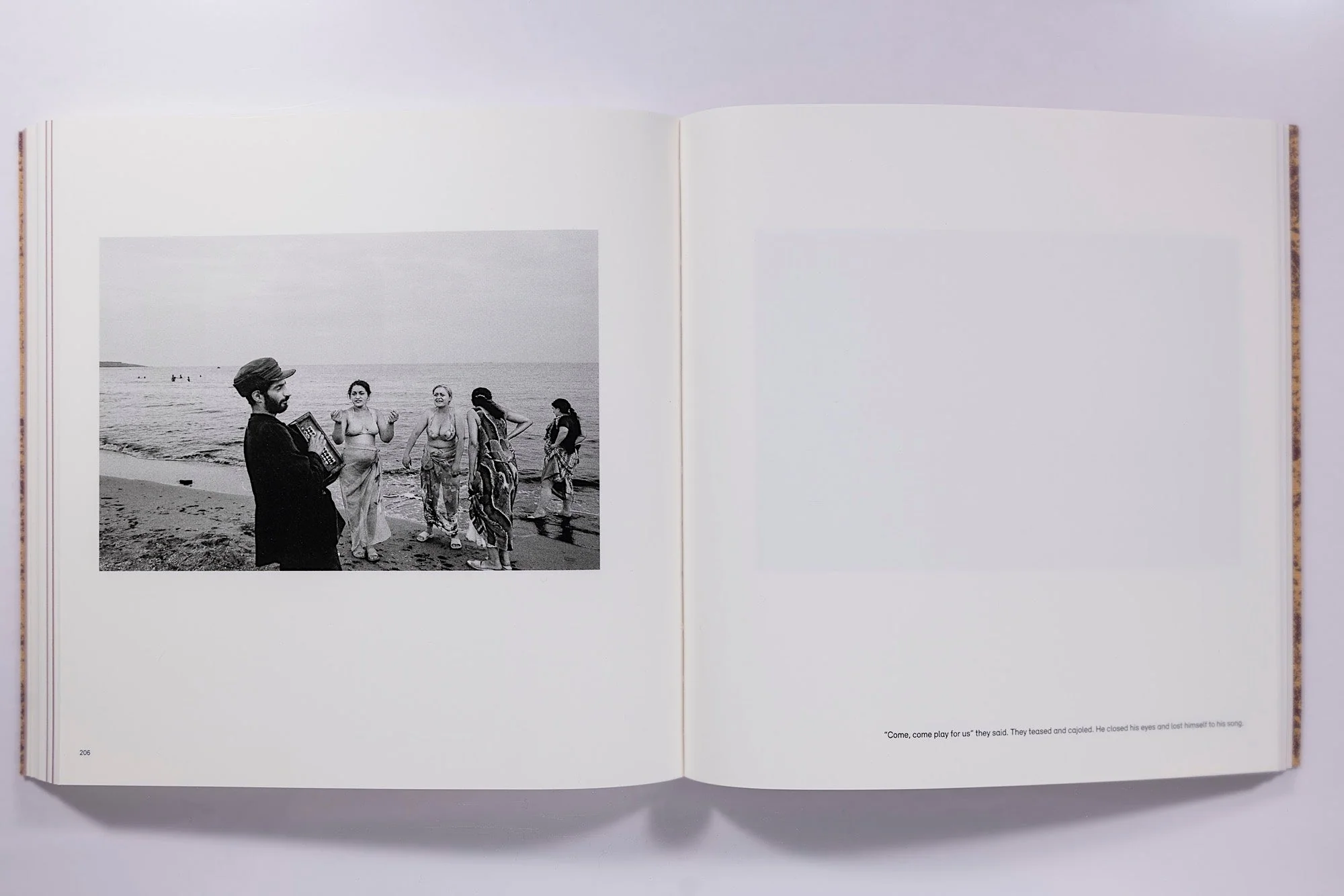 And Time Folds Vanessa Winship - Image 16