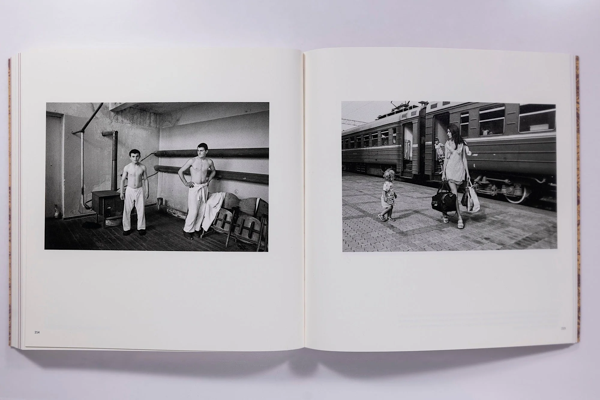 And Time Folds Vanessa Winship - Image 17